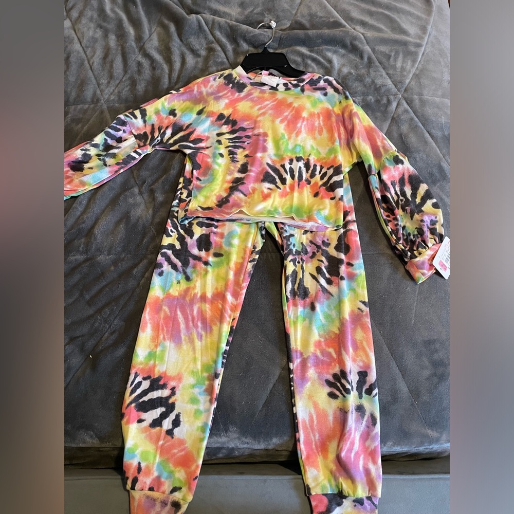 Rare Editions Tie Dye Set NWT